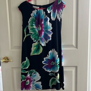 Studio London Times Floral Print Pleated Neck Sleeveless Shift Dress